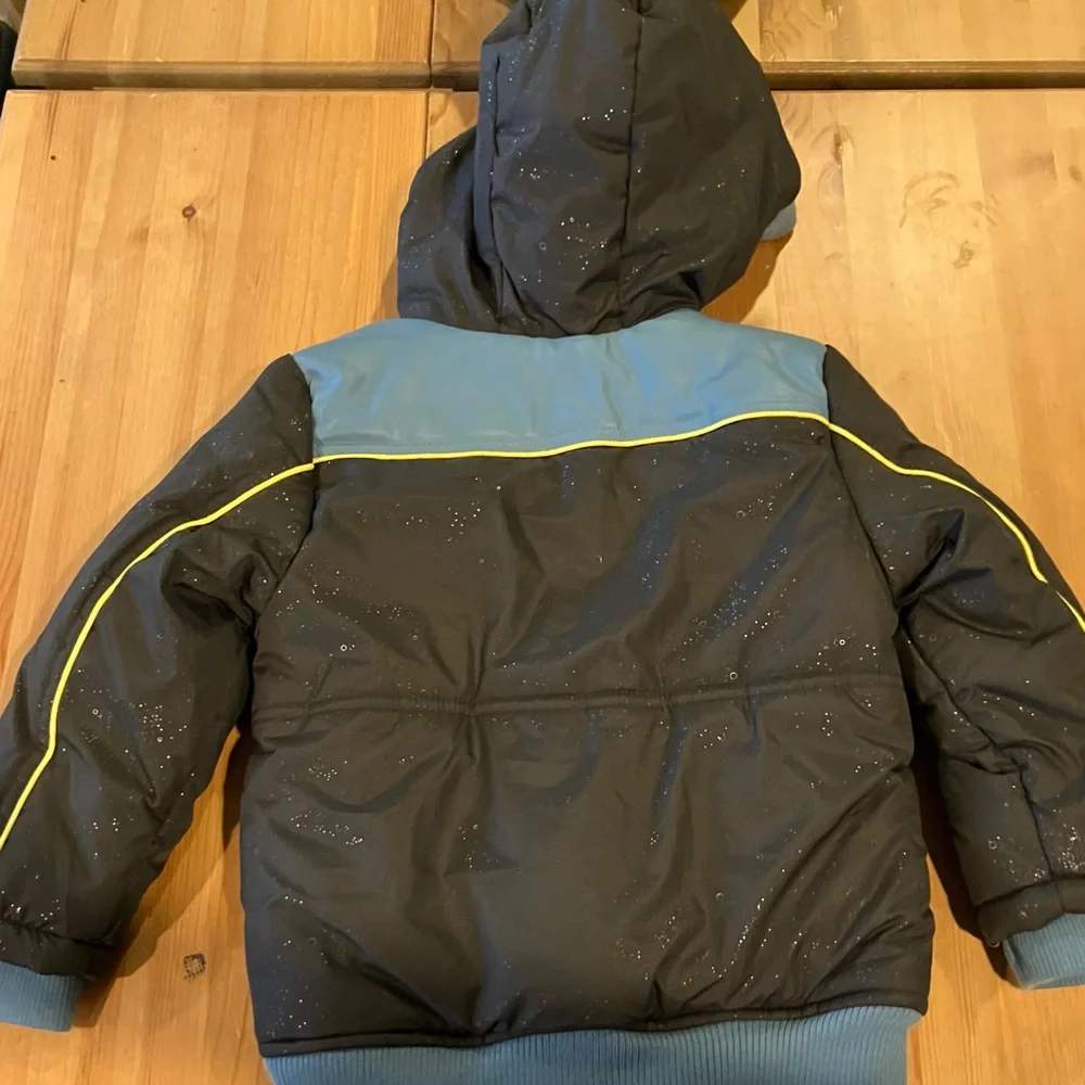 NWT Disney Store Star Wars Black and Blue Jacket with Yellow Trim size 4T
